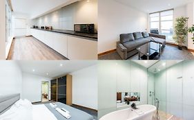 Luxury 2 Bedroom Flat In Bell Street
