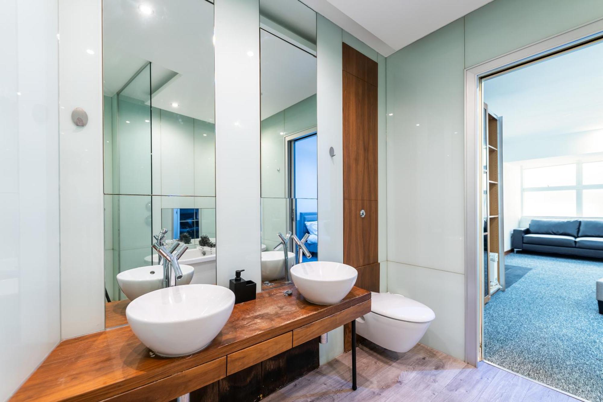 Luxury 2 Bedroom Flat In Bell Street Londra Esterno foto
