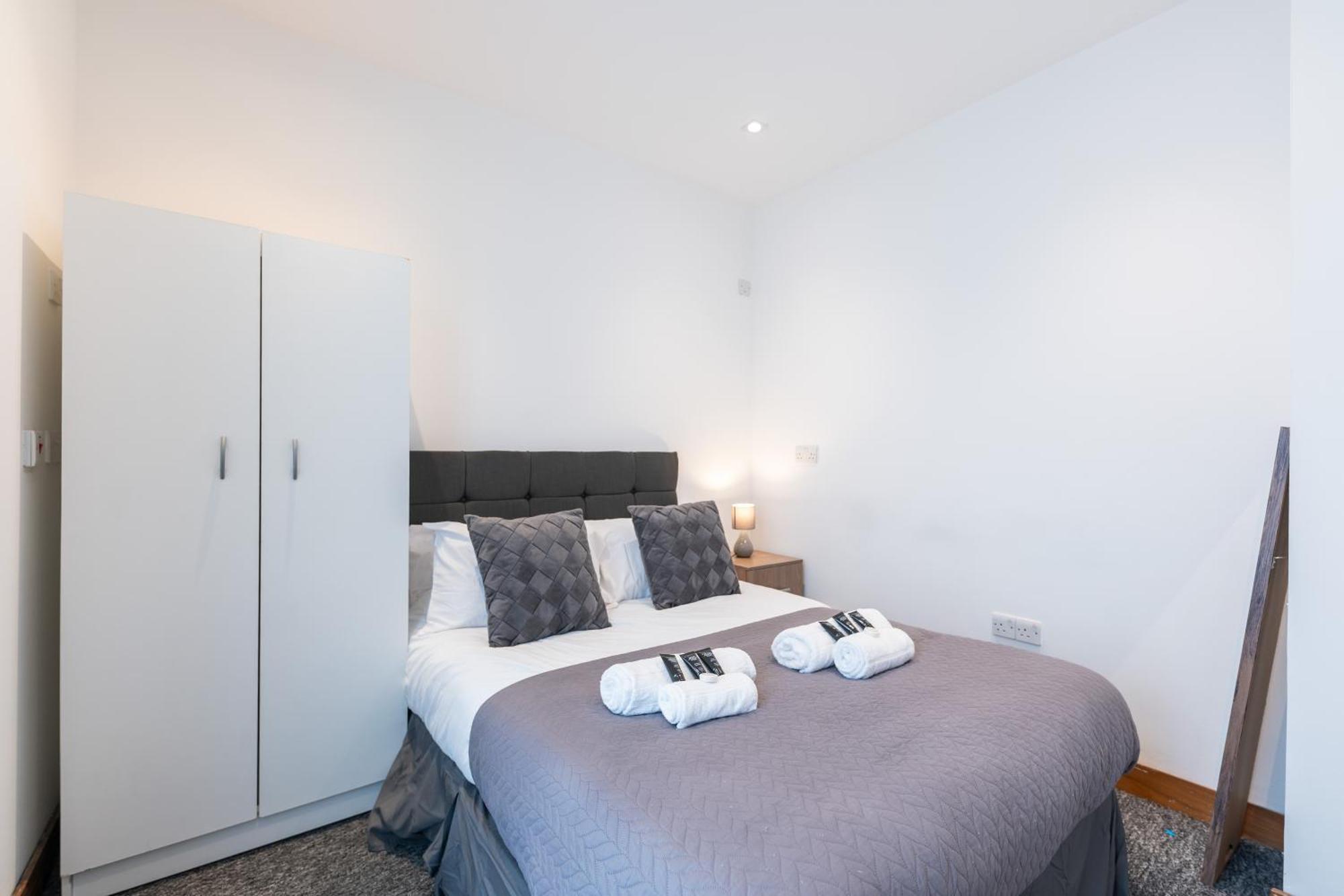 Luxury 2 Bedroom Flat In Bell Street Londra Esterno foto