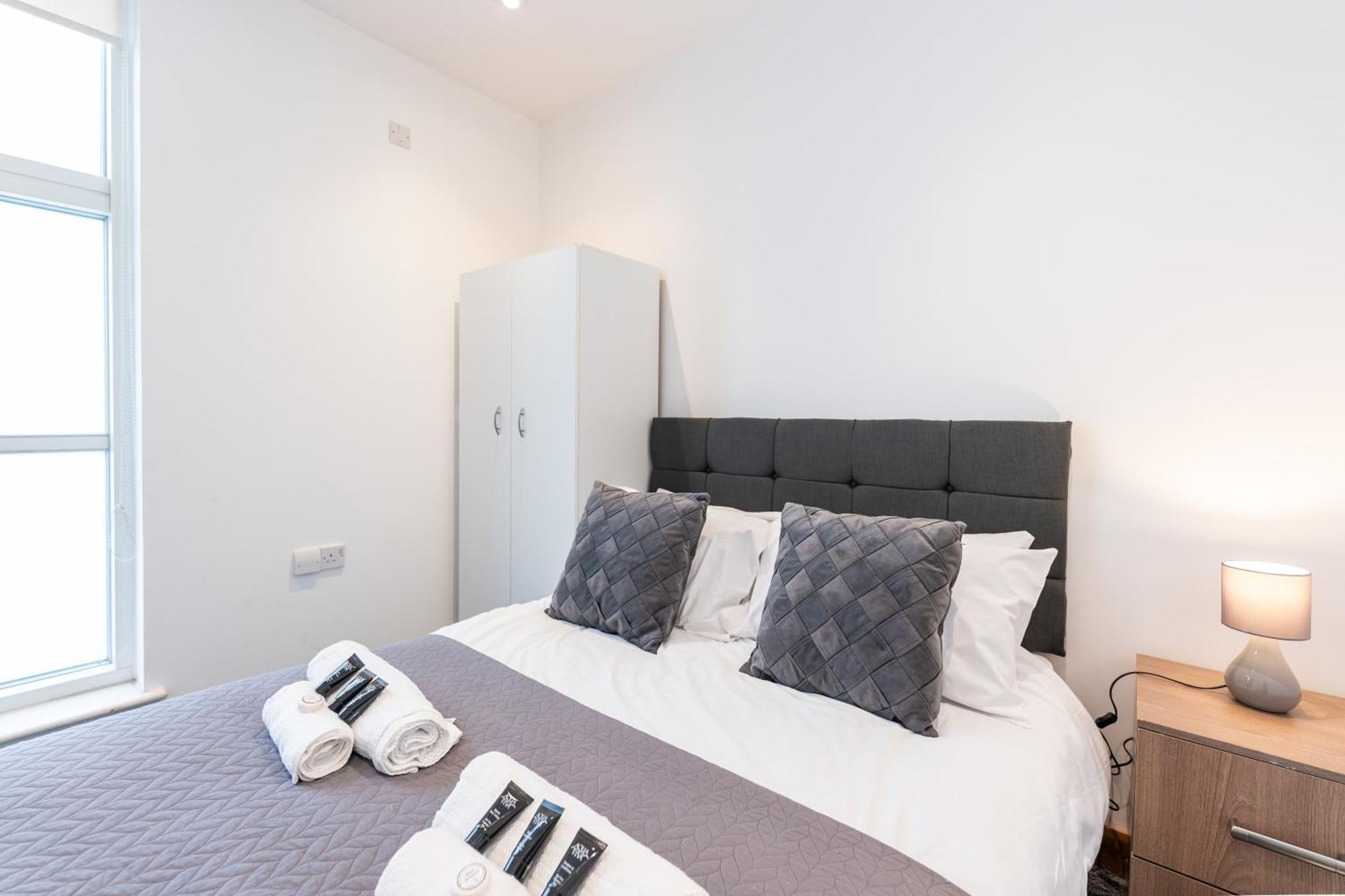 Luxury 2 Bedroom Flat In Bell Street Londra Esterno foto